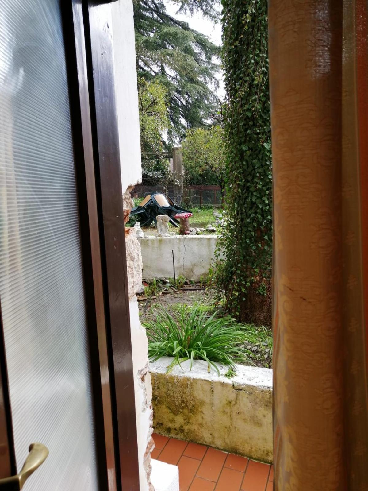 Old Garden Bed & Breakfast Cosenza Bagian luar foto